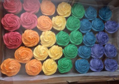 Cupcakes in red, orange, yellow, green, blue, and violet colors